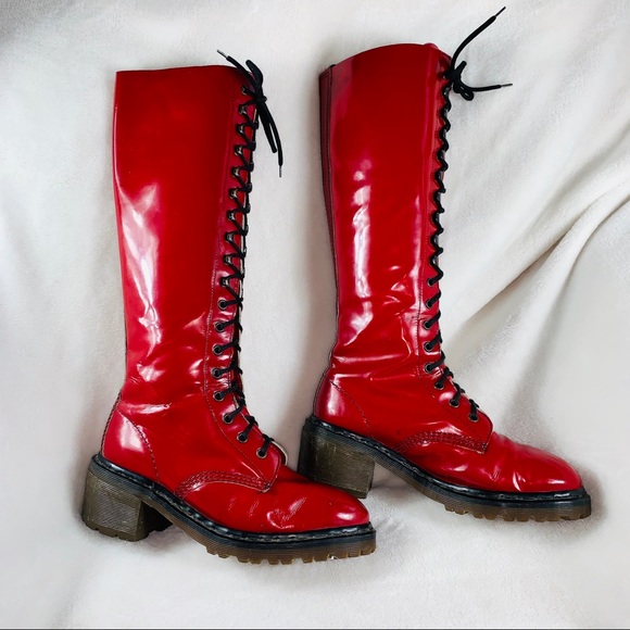 18 eye doc martens